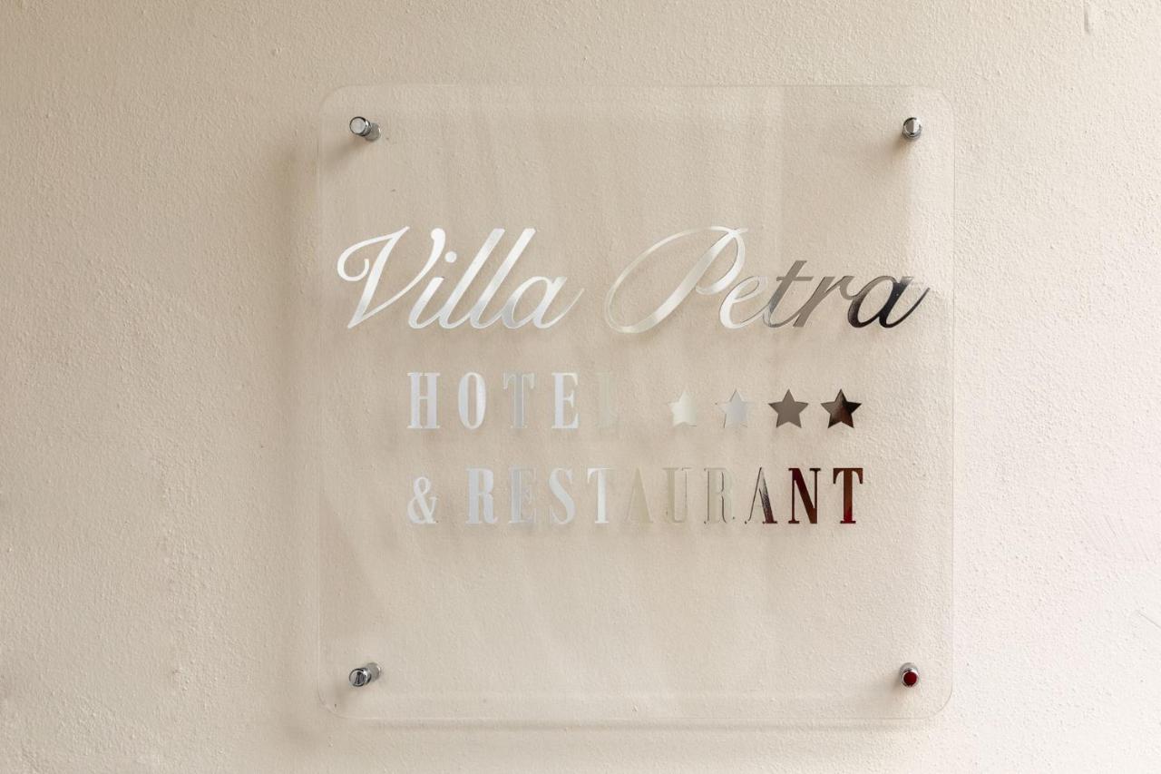 Villa Petra Novellara ภายนอก รูปภาพ